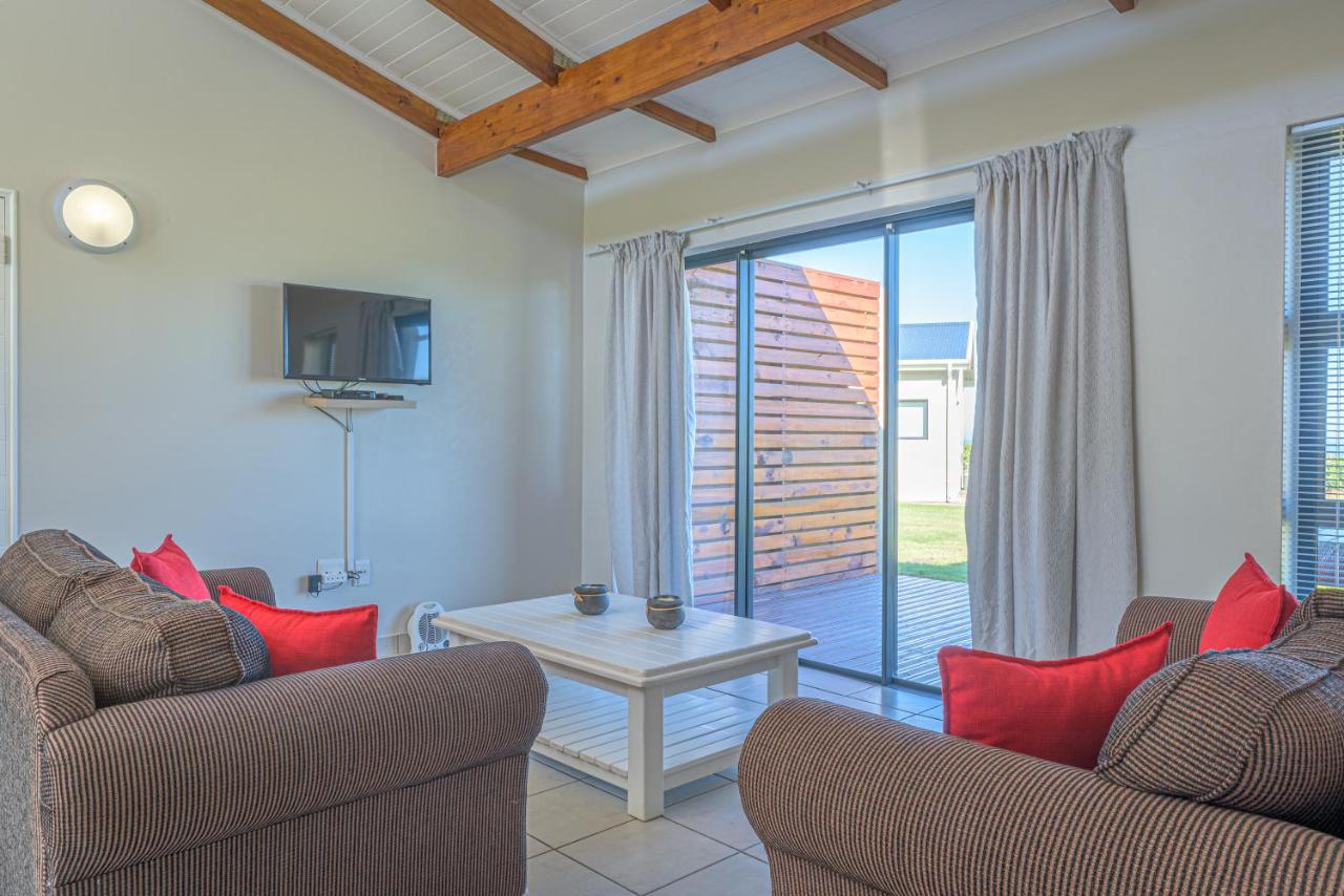 Fynbos Golf And Country Estate Hotel Eersterivierstrand Buitenkant foto